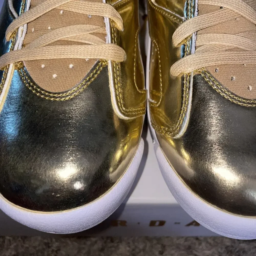 Air Jordan 6 Retro Pinnacle Metallic Gold Men size 9.5 #854271-730 Brand New